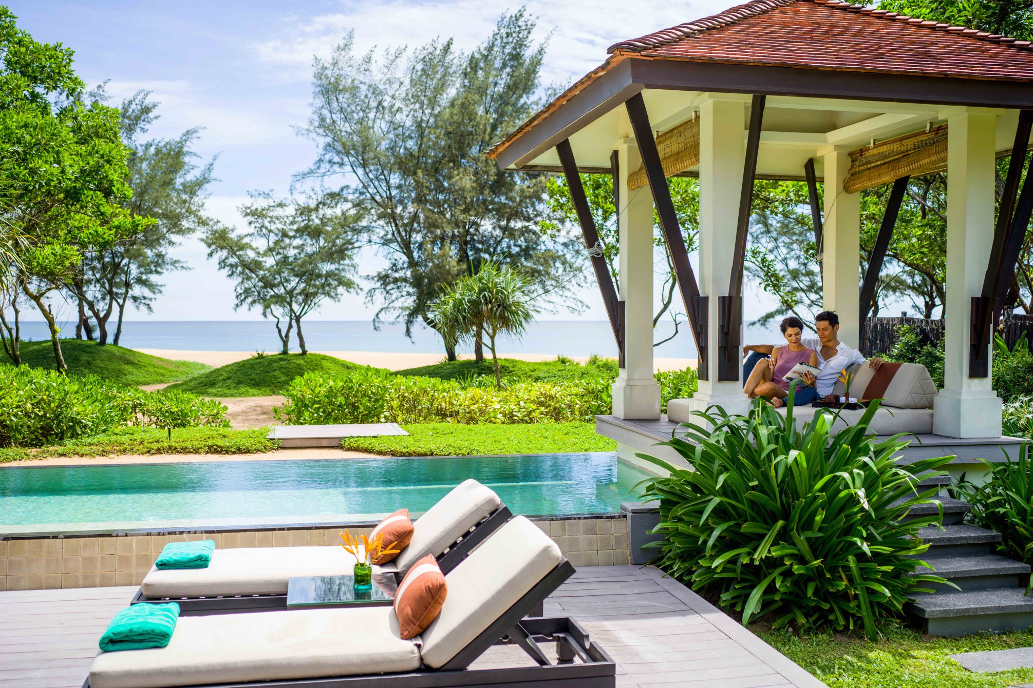 Banyan Lang Co Beachfront Villa with Pool