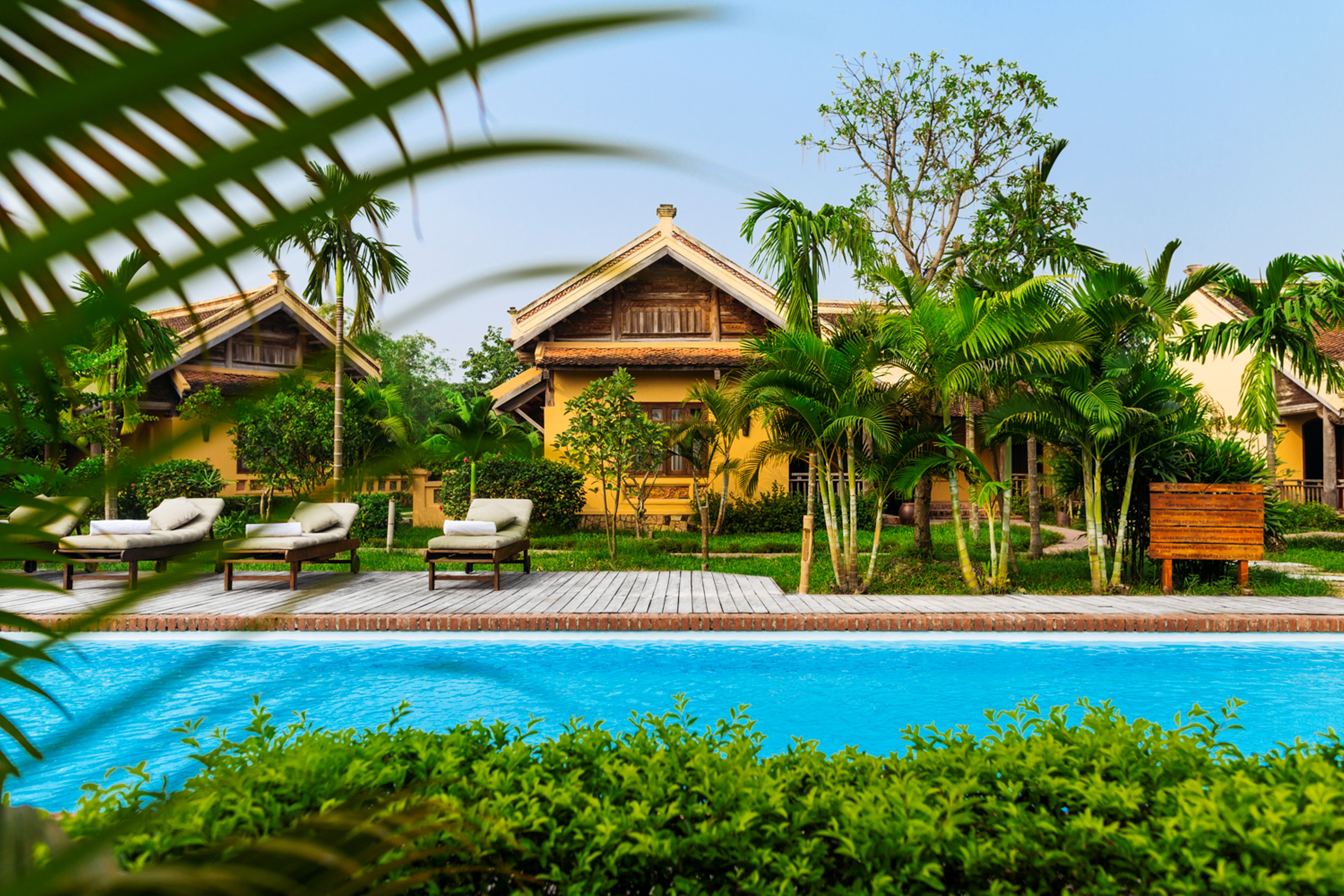 voucher Emeralda Resort Ninh Binh 2019