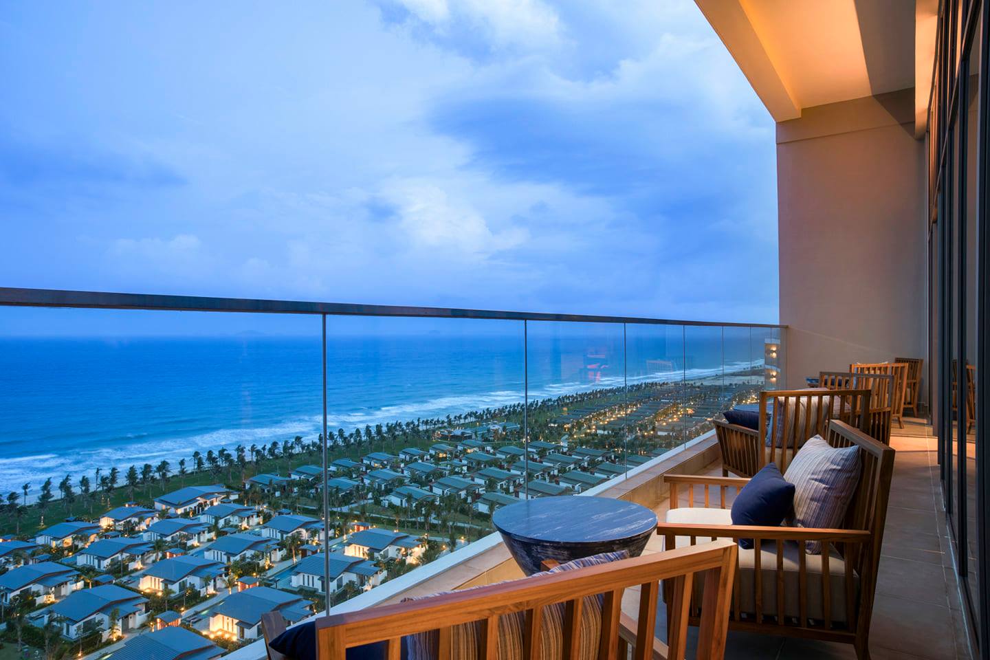 Radisson Blue Resort Cam Ranh Seaview