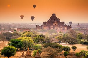 n Dhammayangyi Bagan