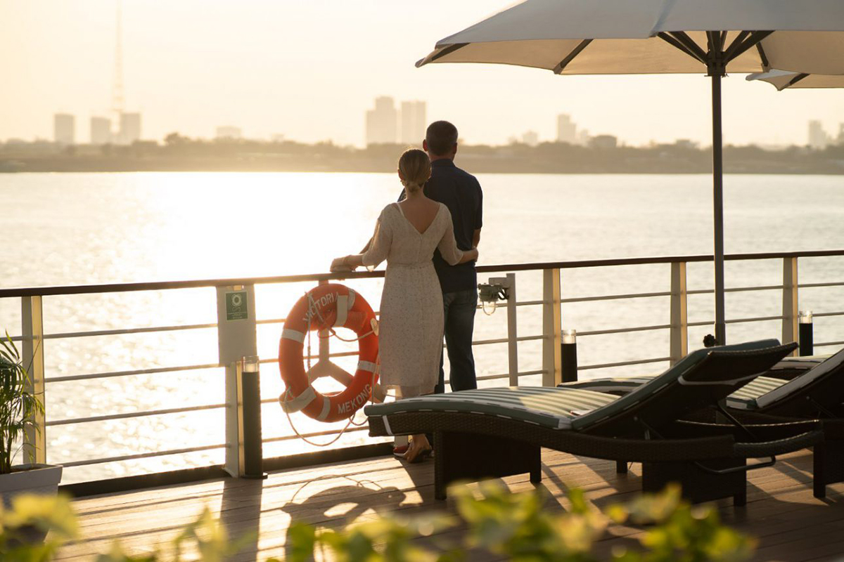 Victoria Mekong Cruises Couples