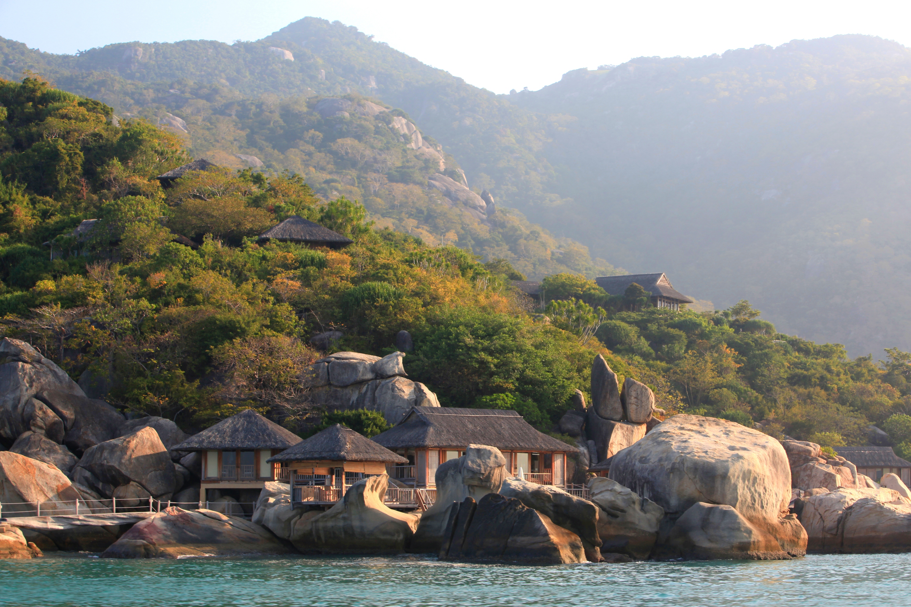 Những tiện ích nổi bật của các resort đẹp nhất Việt Nam là gì?