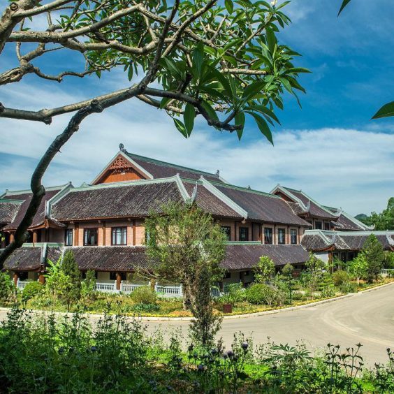 Khách sạn Bái Đính Ninh Bình