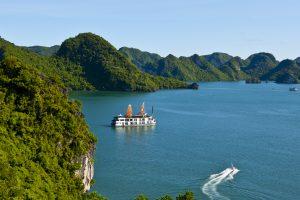 Pelican Cruises Halong