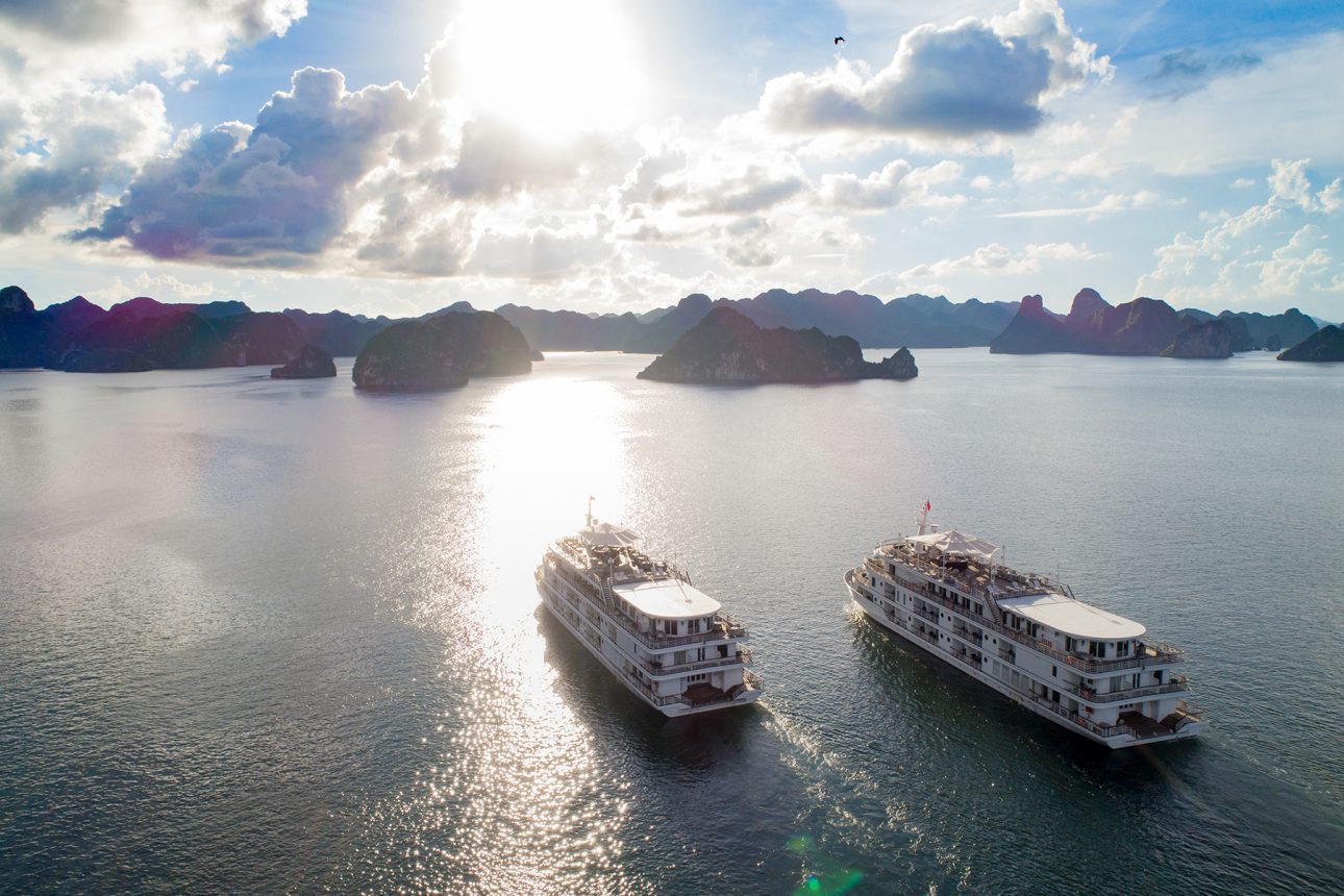 fantasea cruise vietnam