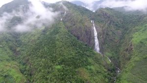 Tac Tinh Waterfall