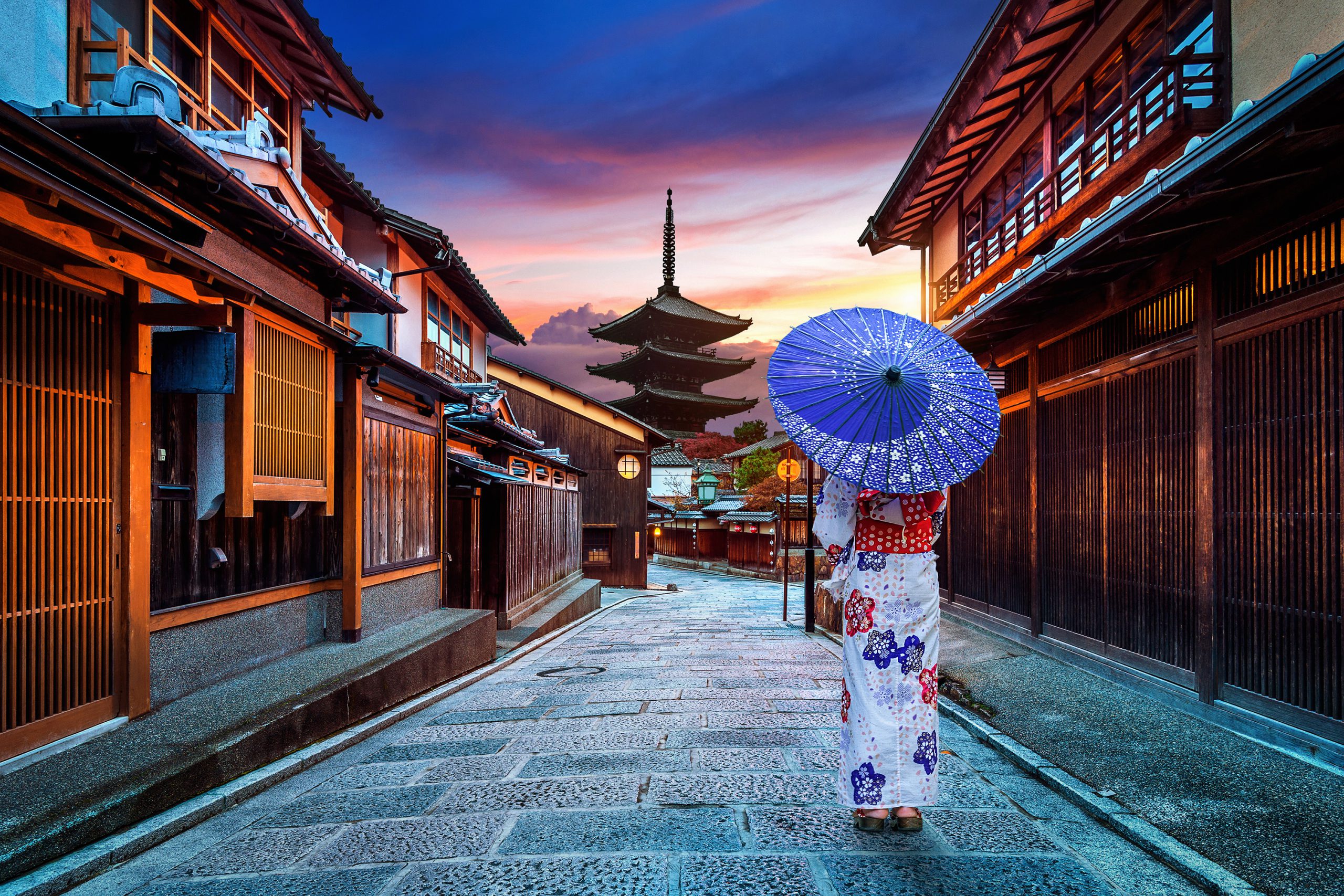 Asian woman wearing japanese traditional kimono at Yasaka Pagoda